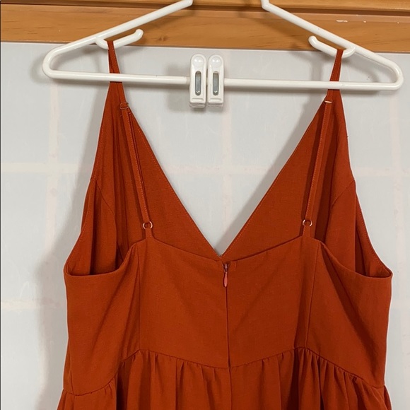 Rust wide leg jumpsuit with pockets - Picture 3 of 4